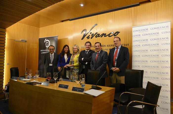 Asamblea General de Socios AREF 2014 3